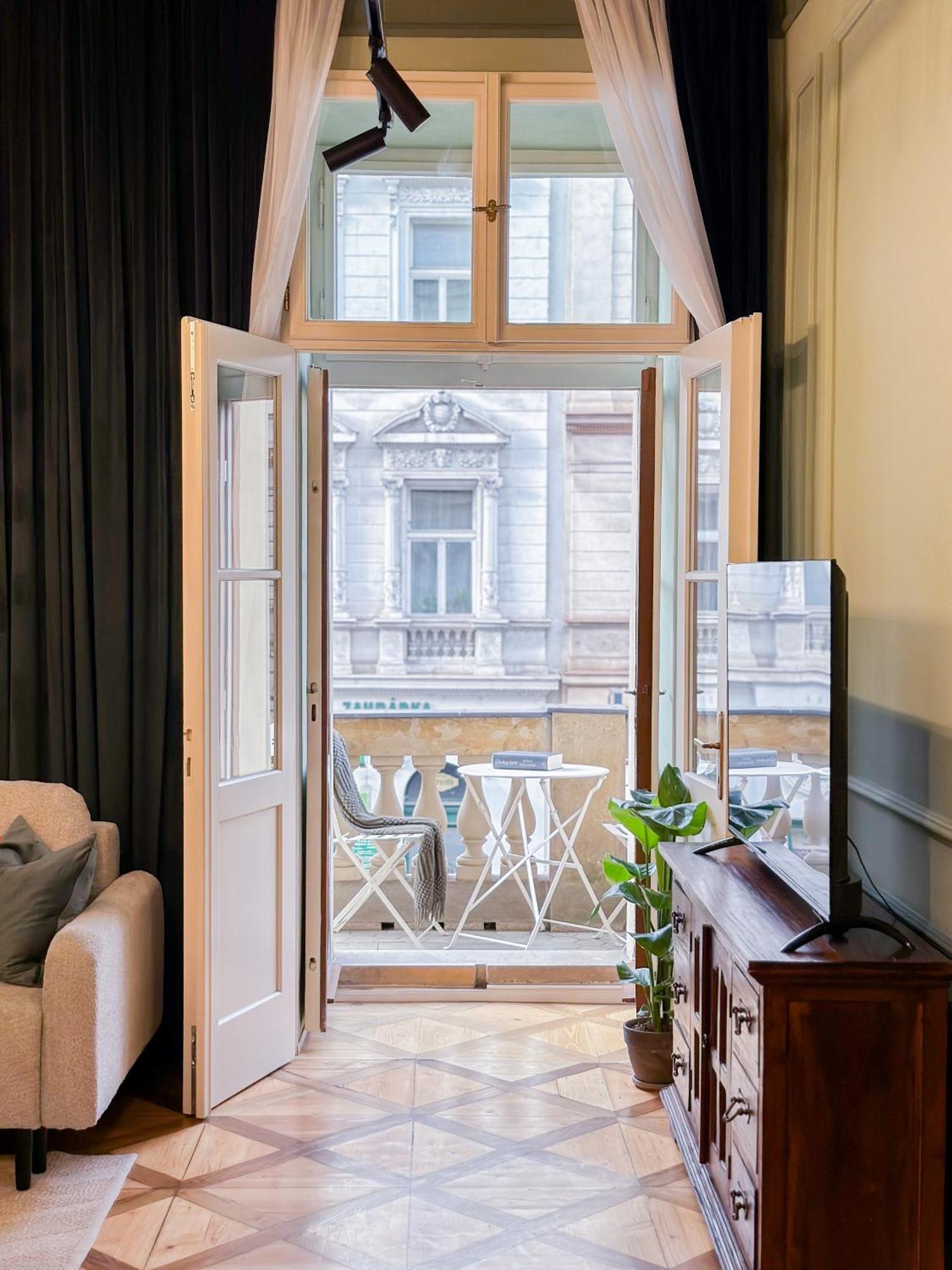 Turnkey I Antonin Dvorak Apartments Прага Экстерьер фото